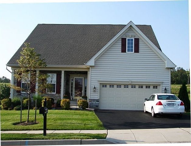 2800 sq.ft Front of Home