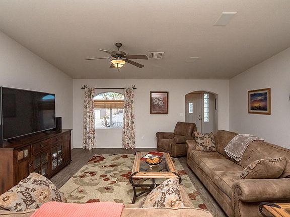 5th image of 2260 Hillside Dr