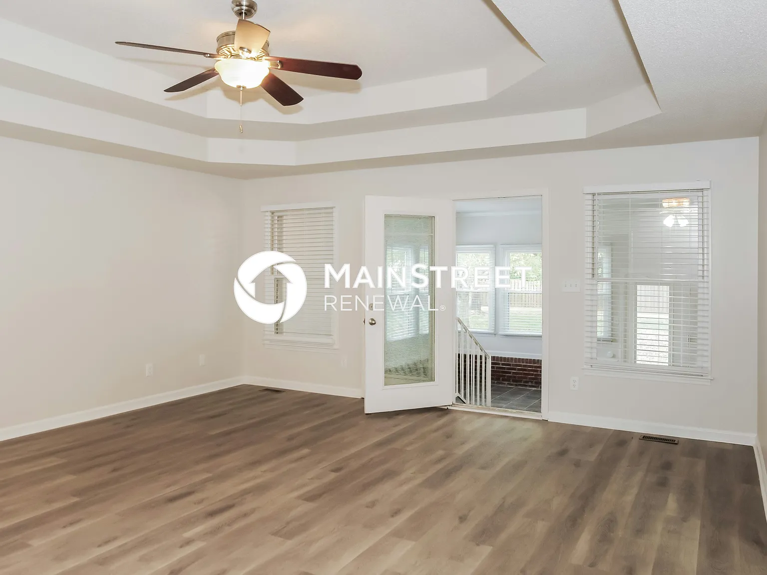 106 River Wind Dr — Photo 2