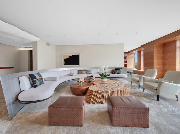 15 Central Park West image 6 of 23