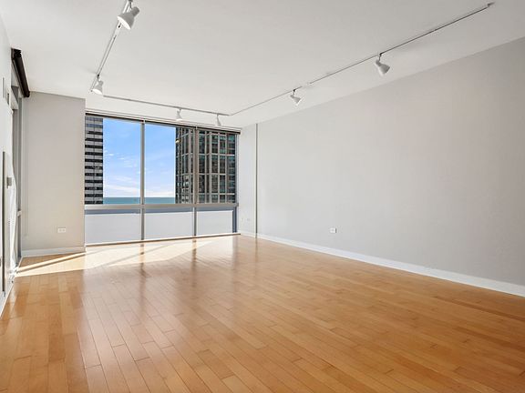 3rd image of 8 E Randolph St Unit 2703