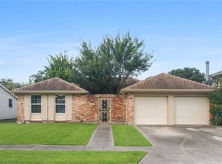 324 Briarmeade St, Gretna, LA 70056