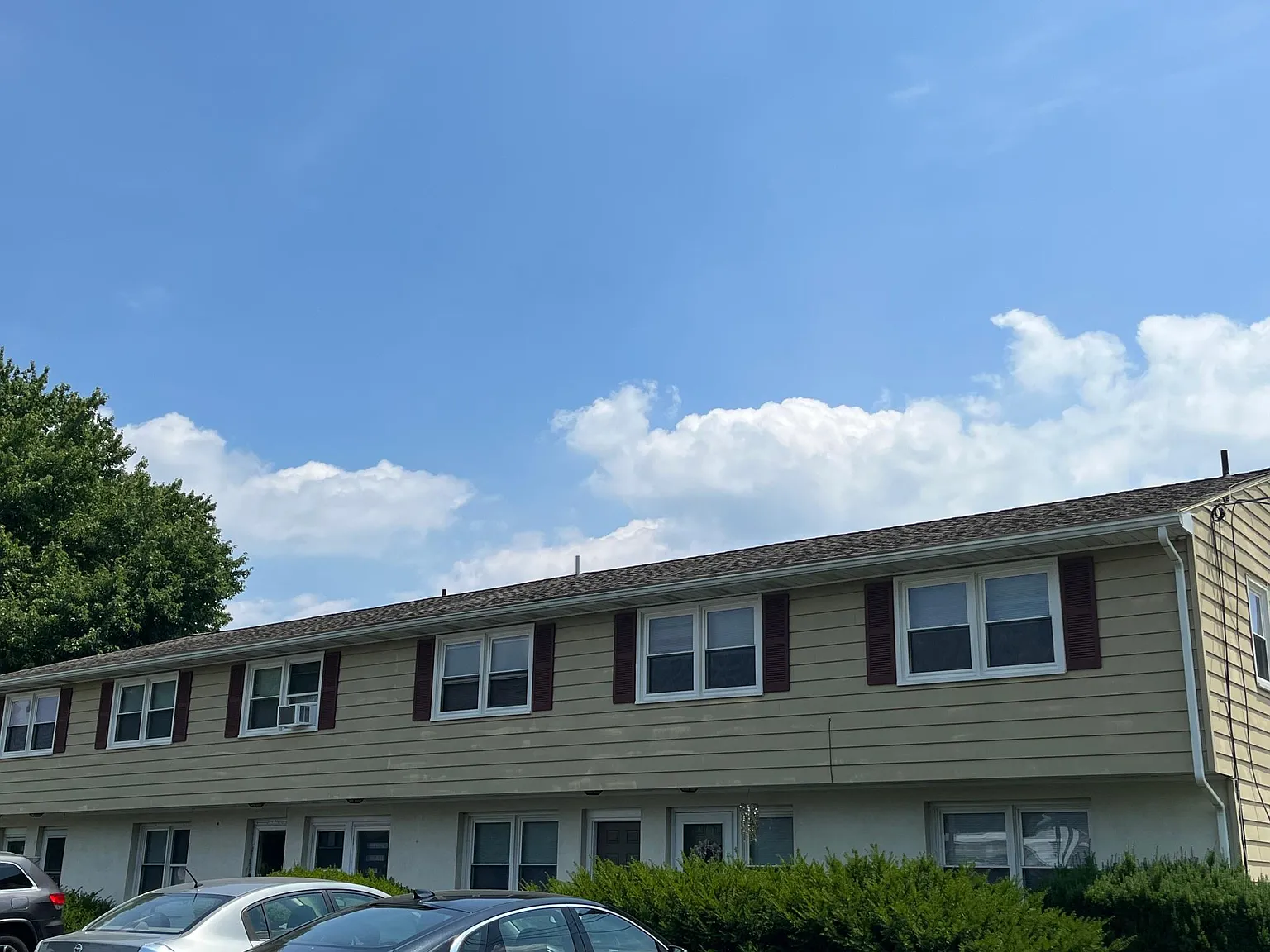 2 bed, $1,300 — Photo 1