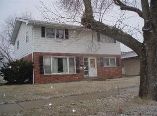 2908 Kensington Ave, Westchester, IL 60154