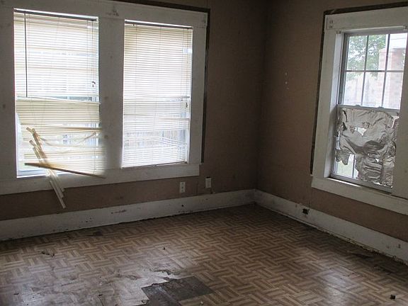 5th image of 7127 Avenue C