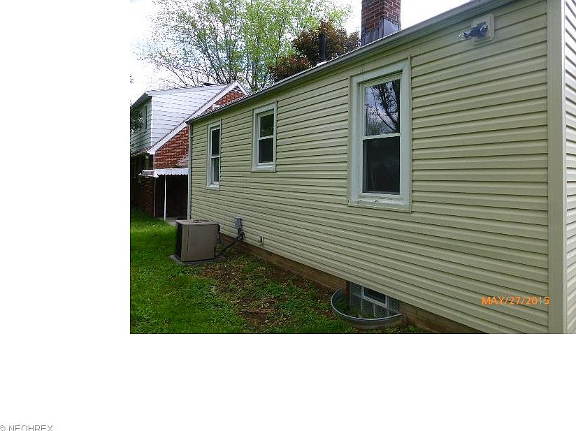2nd image of 227 Belle Ave NW