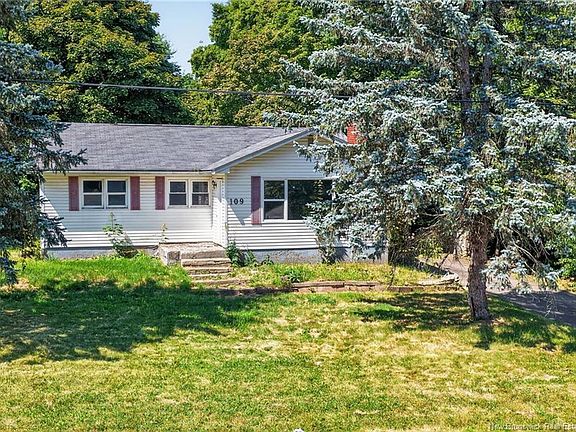 4th image of 109 Chesswood Dr