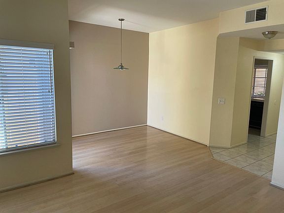 5th image of 12065 Calle De Montana #212-EL