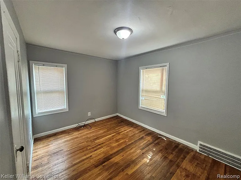 16898 Lilac St — Photo 7