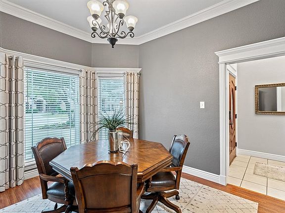 4th image of 5537 Greenview Ct