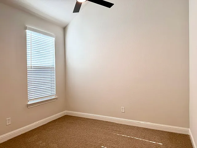 3060 Farmhouse Dr — Photo 8