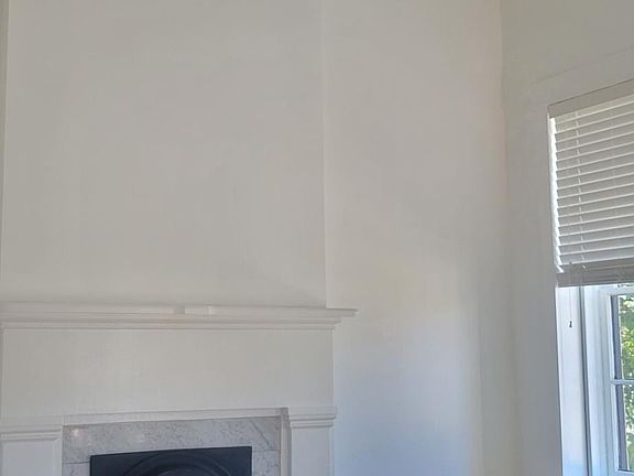 2nd image of 200 Brown St Floor 2
