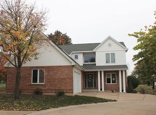 3504 The Courts Of Westview, Quincy, IL 62301