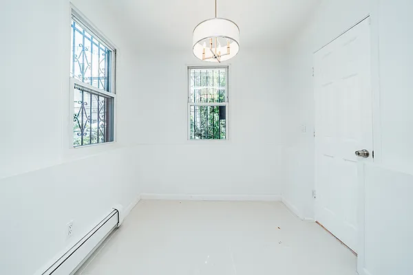 Rented by Voro, LLC | media 30