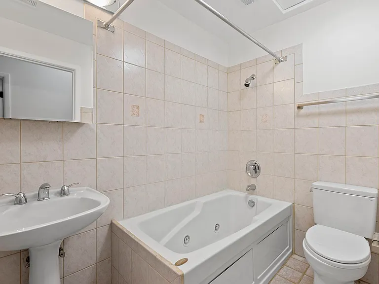 1148 W Taylor St #1 — Photo 12