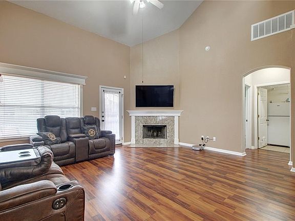 4th image of 130 Gainer Dr