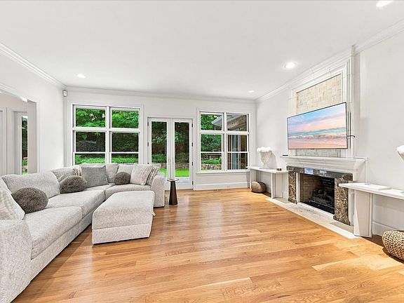 4th image of 28 Wrights Mill Rd