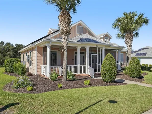 1262 Fiesta Key Cir, Lady Lake, FL 32159