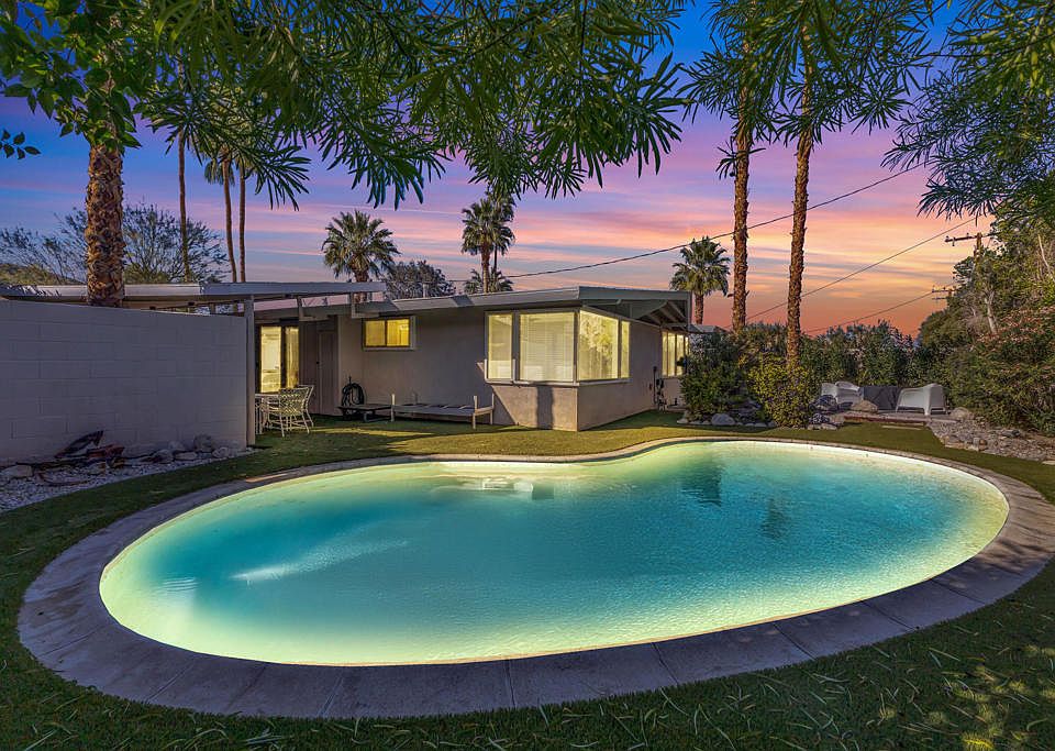 1st image of 45710 Shadow Mountain Dr