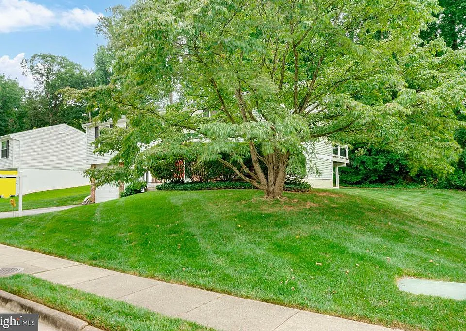 5906 Oak Leather Dr