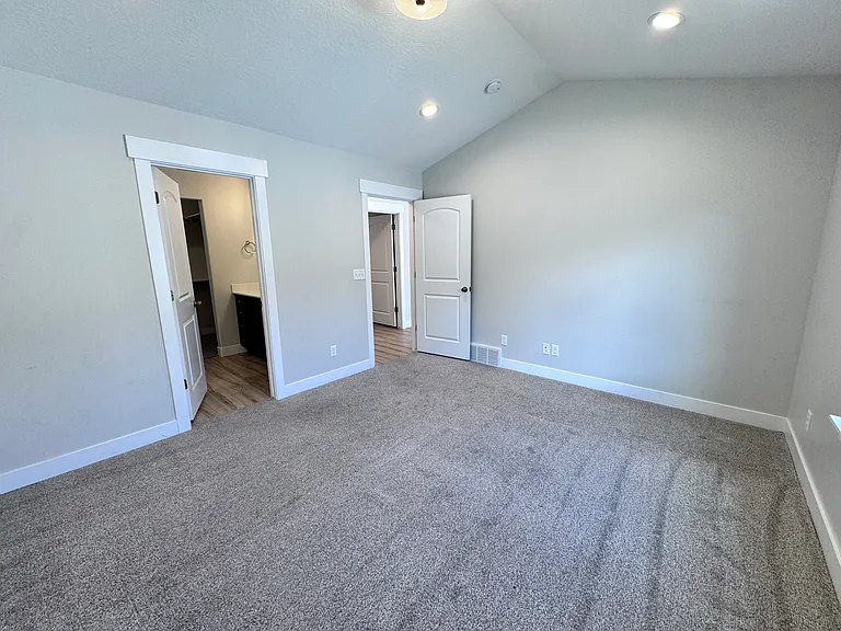 12339 S Remy Rd — Photo 23