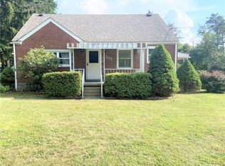 102 Srader Grove Rd, Freeport, PA 16229