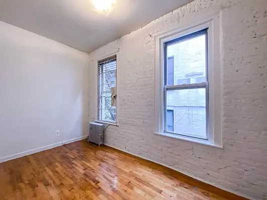 Rented by City Connections Realty | media 18