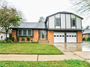 10106 Sagebud Ln, Houston, TX 77089