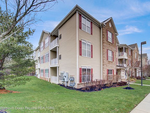 2nd image of 711 Amy Court #1000