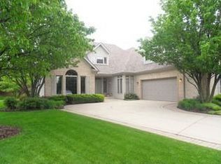 1719 Princess Cir, Naperville, IL 60564