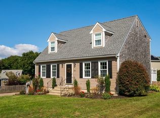 70 Pheasant Ln, Bridgewater, MA 02324
