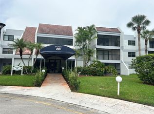 200 Lakeview Dr APT 312, Fort Lauderdale, FL 33326