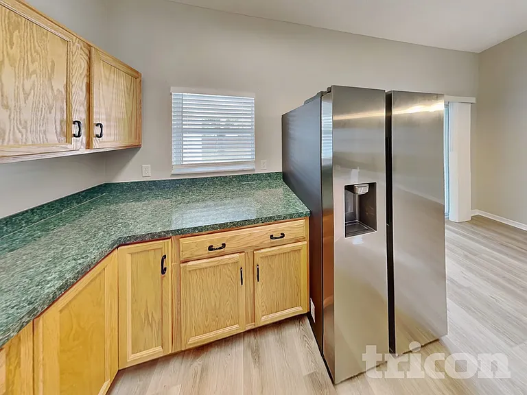 11107 Cranston St — Photo 5