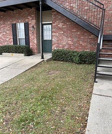 3rd image of 112 Ash St