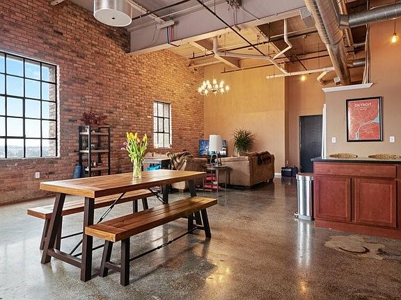 3rd image of 1551 Winder St #610