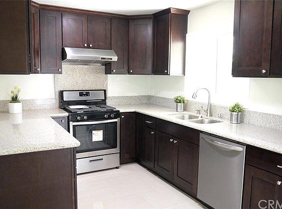 2nd image of 10921 Marian Dr