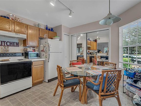 2nd image of 2853 Boulder Falls Ct