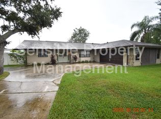 1455 S Ridgelane Cir, Clearwater, FL 33755