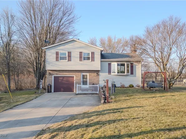 2328 New Milford Rd, Atwater, OH 44201