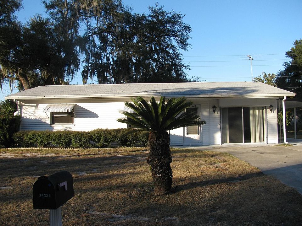 1st image of 39025 Manor Dr