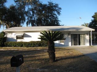 39025 Manor Dr, Zephyrhills, FL 33542