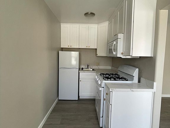 5th image of 4460 Utah St #4470-1/2