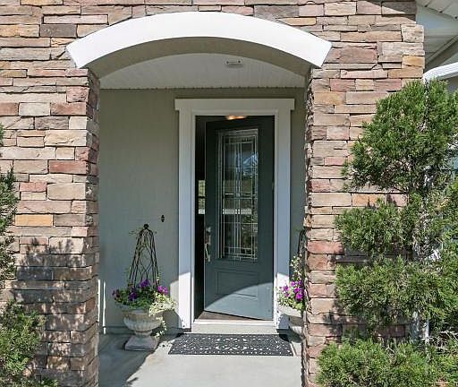 3rd image of 201 Huntston Way