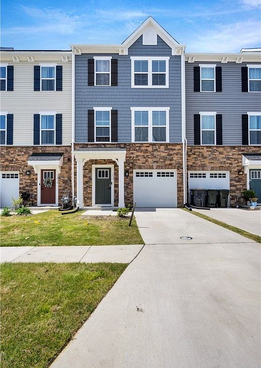 1st image of 119 Fishermans Way #17C