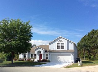 135 Woodpecker Ct, Davenport, FL 33837