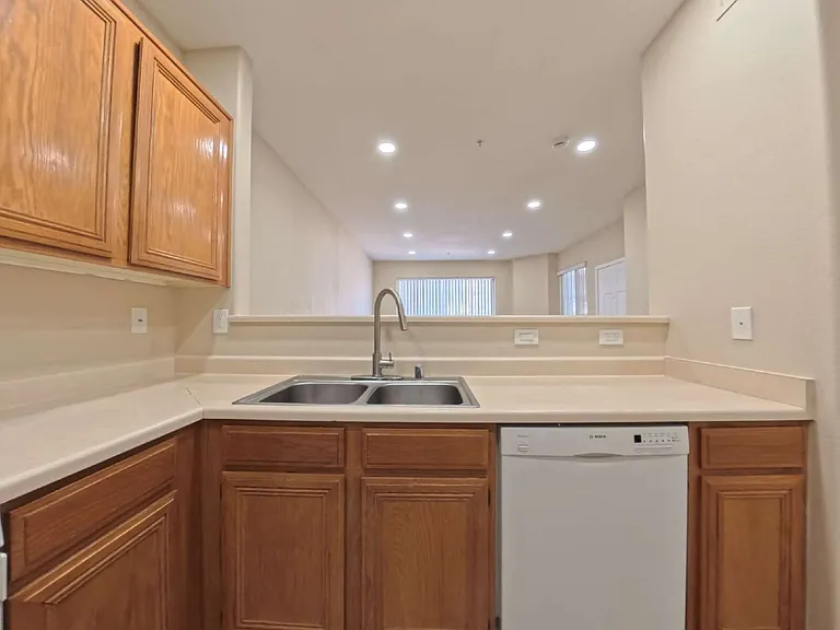 7151 S Durango Dr #213 — Photo 11