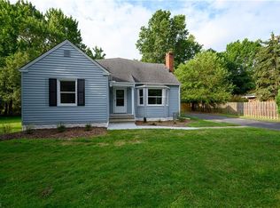 6076 Highland Rd, Highland Heights, OH 44143