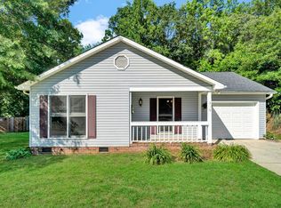 310 Dunwoody Dr, Simpsonville, SC 29681