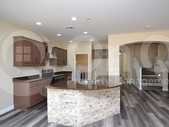 2nd image of 35434 N 31st Dr