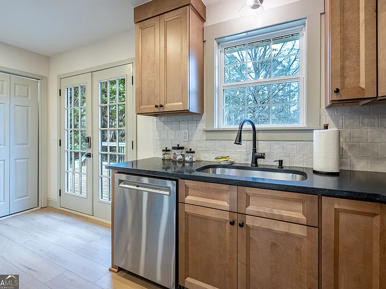 26 Jennifer Ln — Photo 10